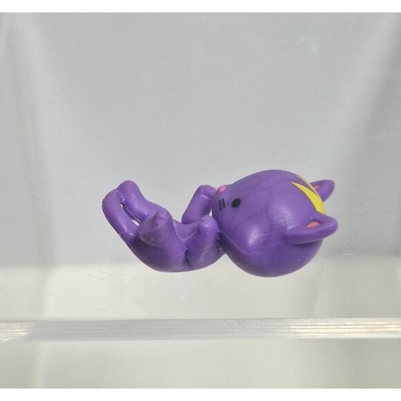 Twozies Season 1 Purple Raccoon Baby Figure 1.25" - Picture 4 of 13